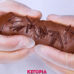 Strawberry Jam & Cream Cake Bar covered in chocolate (110g)